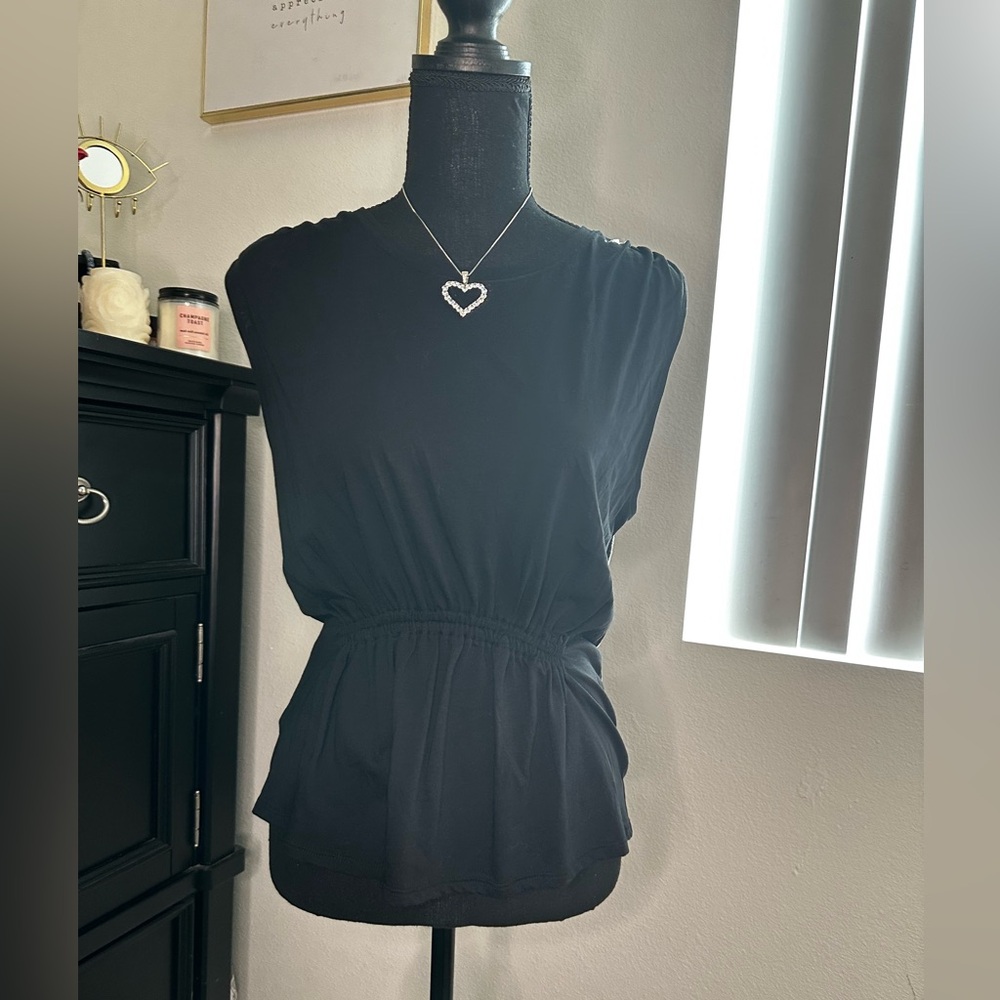 Women’s casual tops